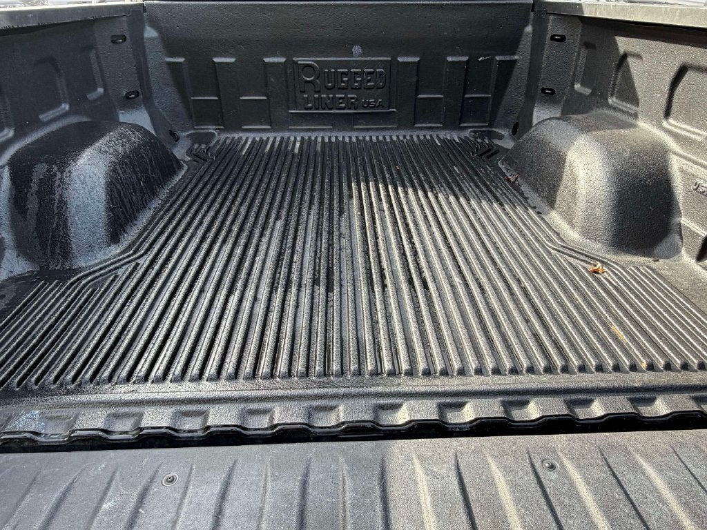 2025 GMC Sierra 1500 4WD Crew Cab Short Box SLT