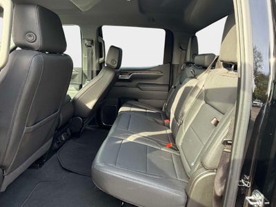 2025 GMC Sierra 1500 4WD Crew Cab Short Box SLT