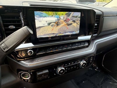 2025 GMC Sierra 1500 4WD Crew Cab Short Box SLT