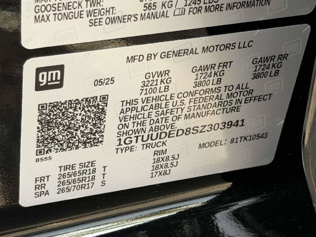 2025 GMC Sierra 1500 4WD Crew Cab Short Box SLT