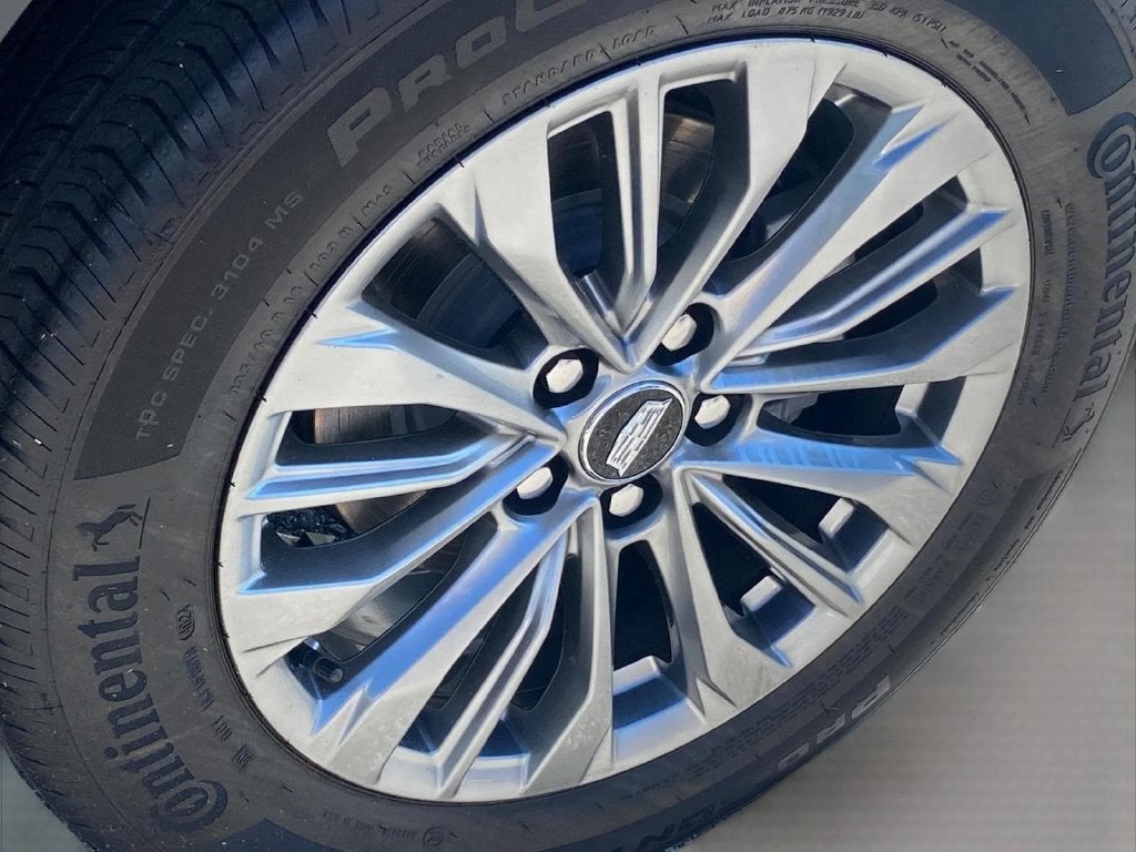 2025 Cadillac XT4 FWD Premium Luxury