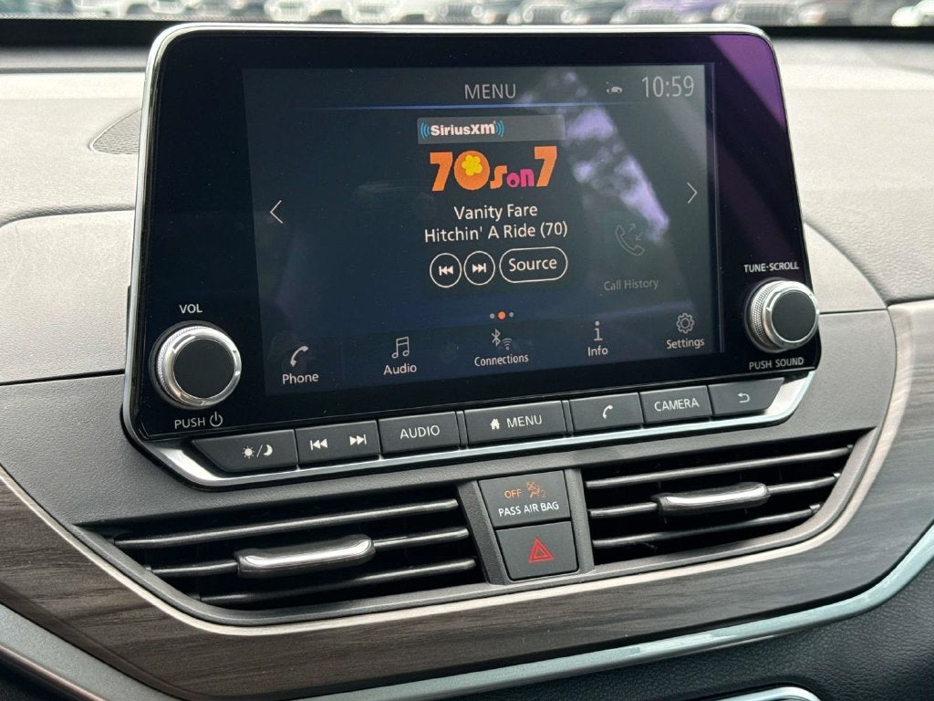 2025 Nissan Altima SV FWD