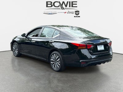 2025 Nissan Altima SV FWD