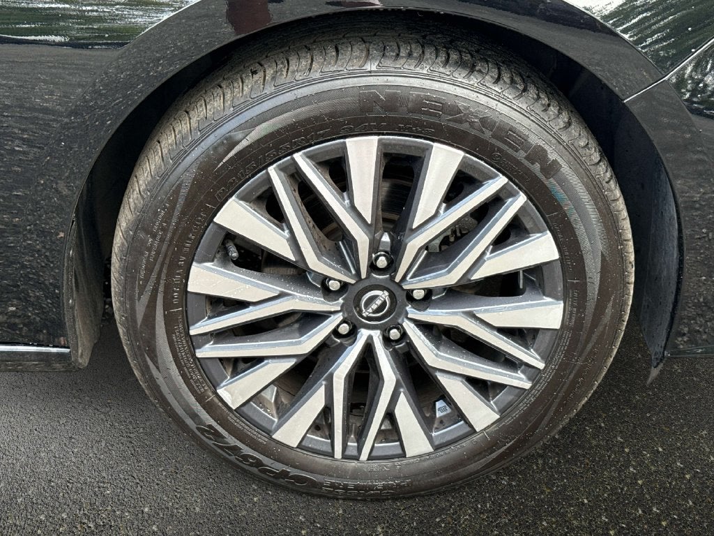 2025 Nissan Altima SV FWD