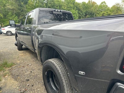 2024 RAM 3500 Laramie Crew Cab 4x4 8' Box