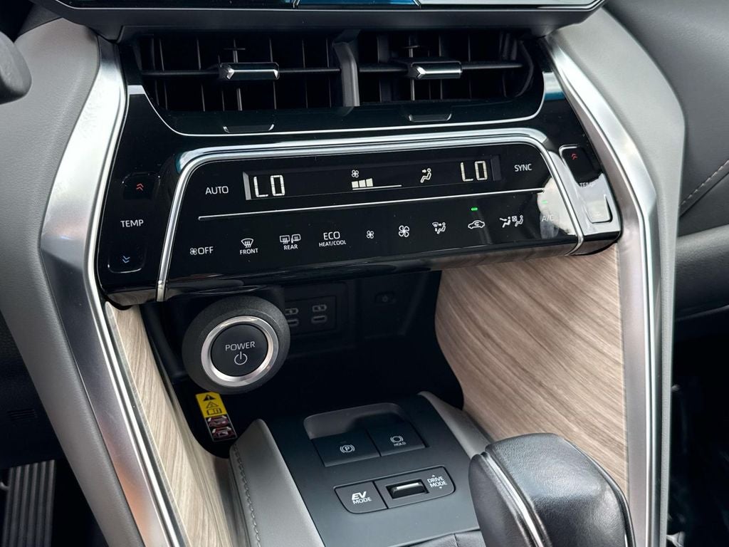 2023 Toyota Venza XLE
