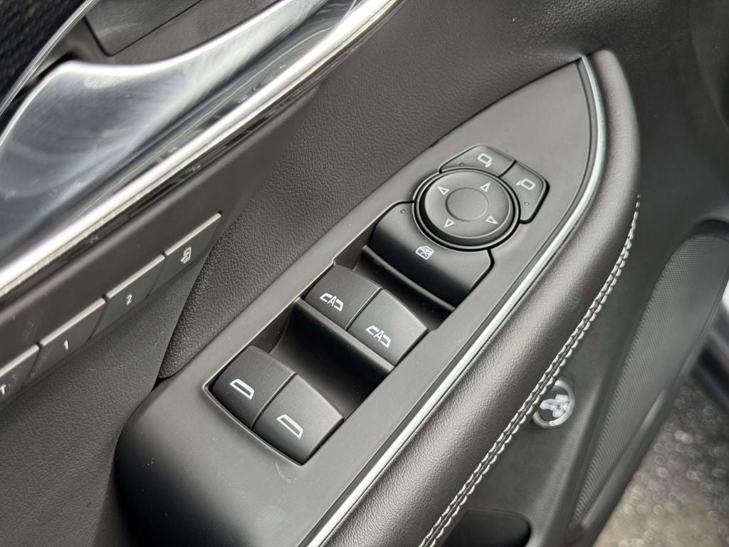 2023 Buick Envision Essence AWD