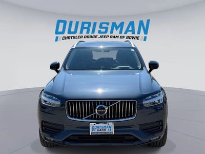 2022 Volvo XC90 T6 Momentum 7 Passenger